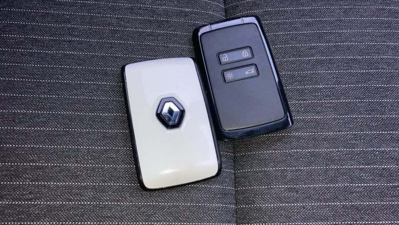 Renault Clio 1.6 E-TECH full hybrid 145 Techno 5dr Auto Hybrid Hatchback